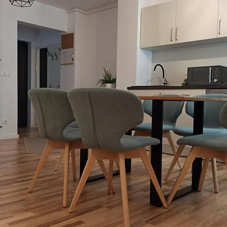 Chrysanthemum Apartment Sighisoara Bagian luar foto