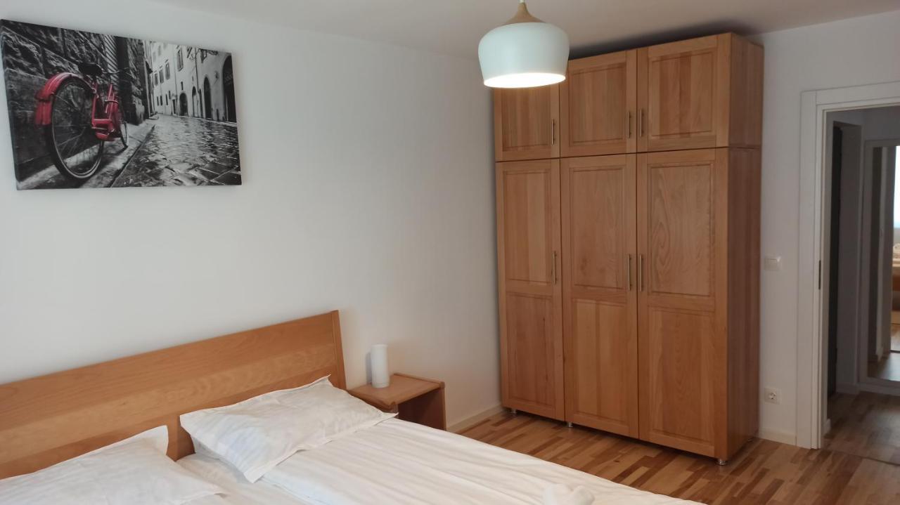 Chrysanthemum Apartment Sighisoara Bagian luar foto